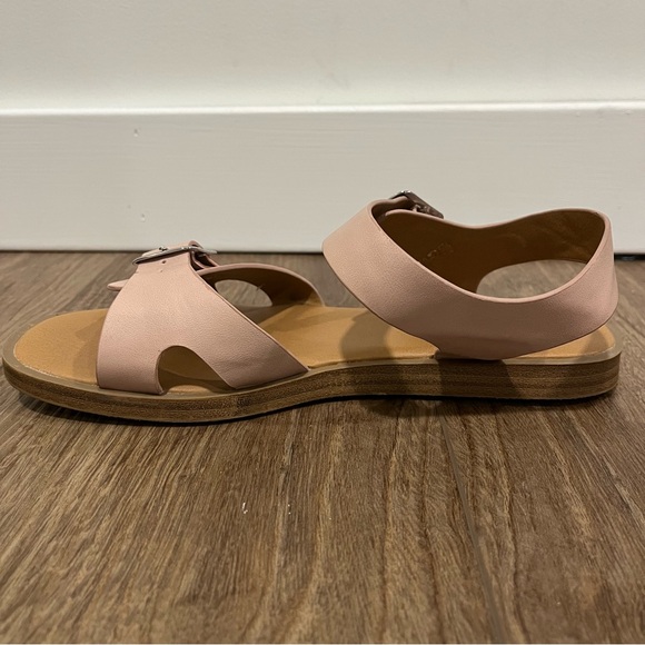 Girls Cat & Jack Pink Sandals Size 4 - Picture 10 of 12